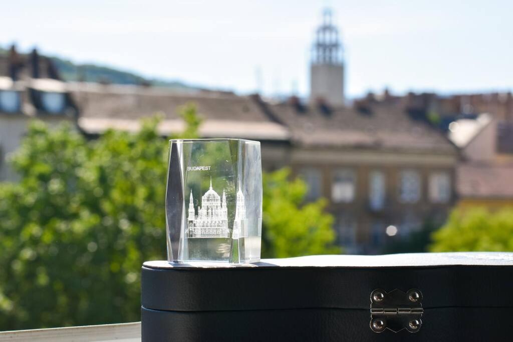 Renovated Stylish Flat At The Castle&Metro Apartment Budapesta Exterior foto