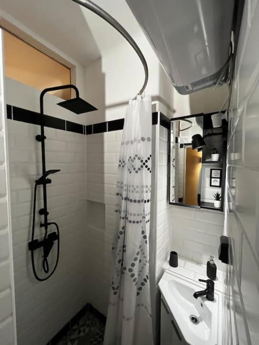 Renovated Stylish Flat At The Castle&Metro Apartment Budapesta Exterior foto